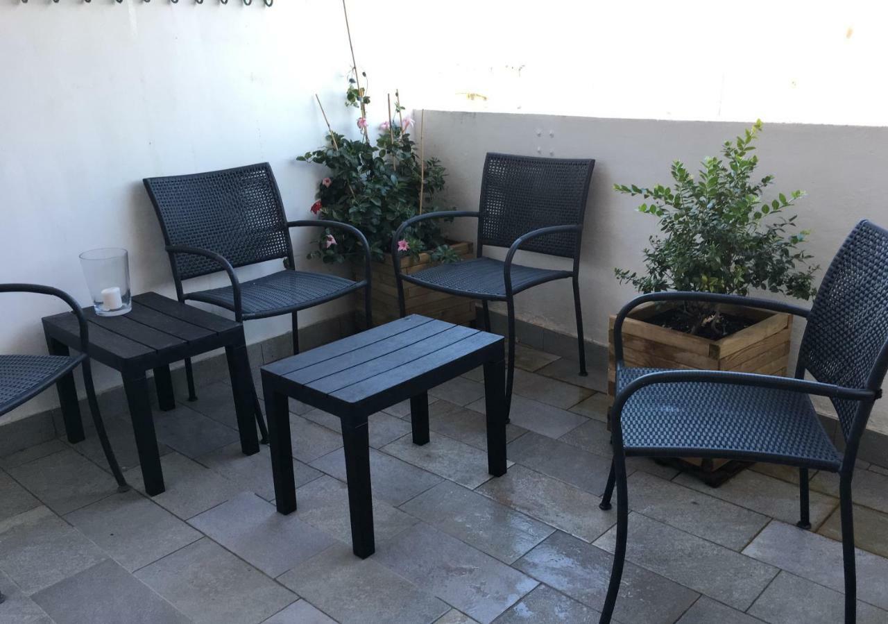 4 In Piazza Acomodação com café da manhã Sorso Exterior foto